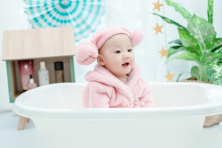 baby bath tips